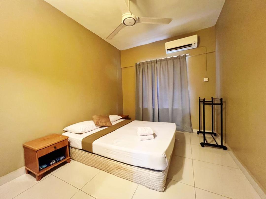 Maya Apartment Bay View Villas Port Dickson Exteriör bild