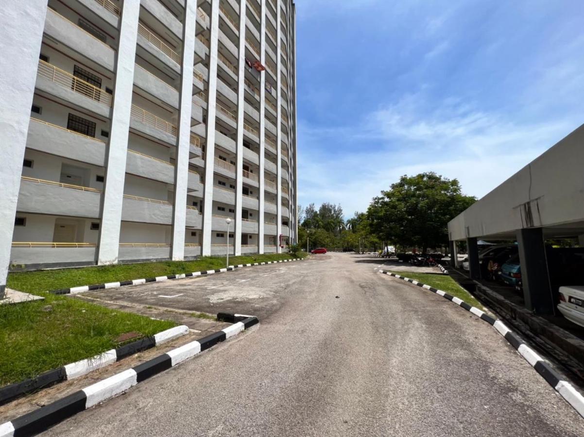 Maya Apartment Bay View Villas Port Dickson Exteriör bild