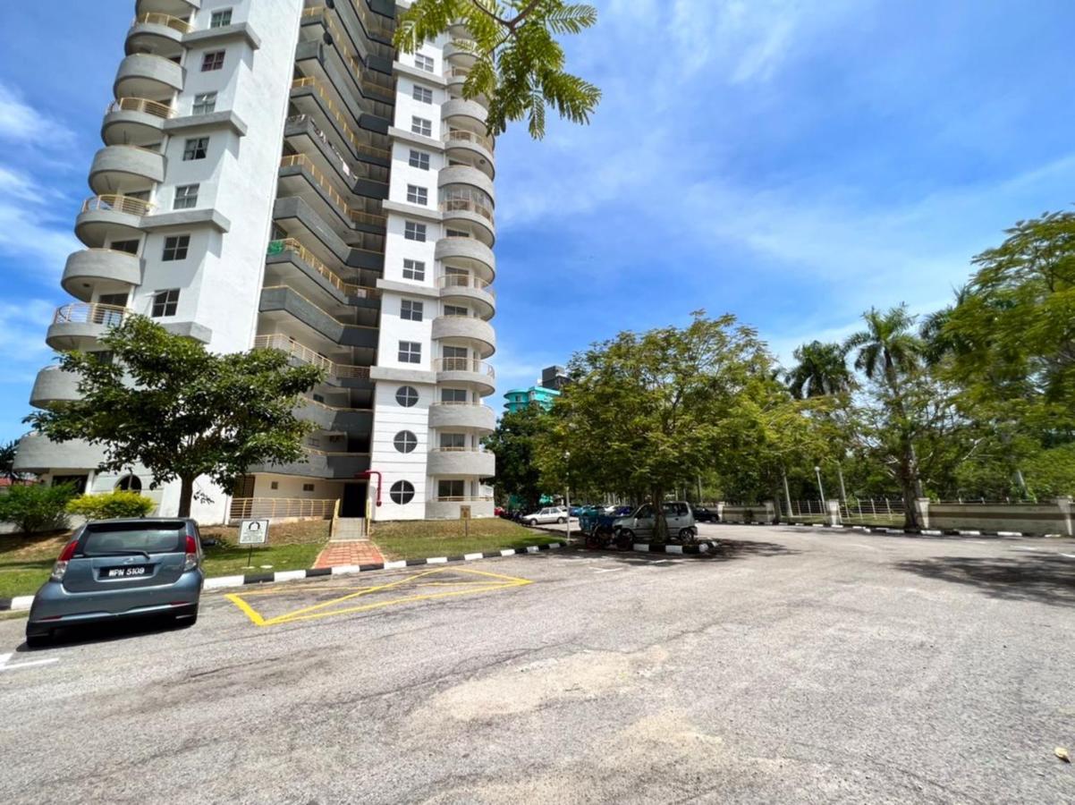Maya Apartment Bay View Villas Port Dickson Exteriör bild