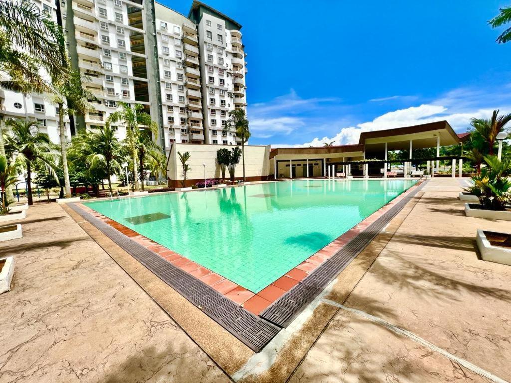 Maya Apartment Bay View Villas Port Dickson Exteriör bild
